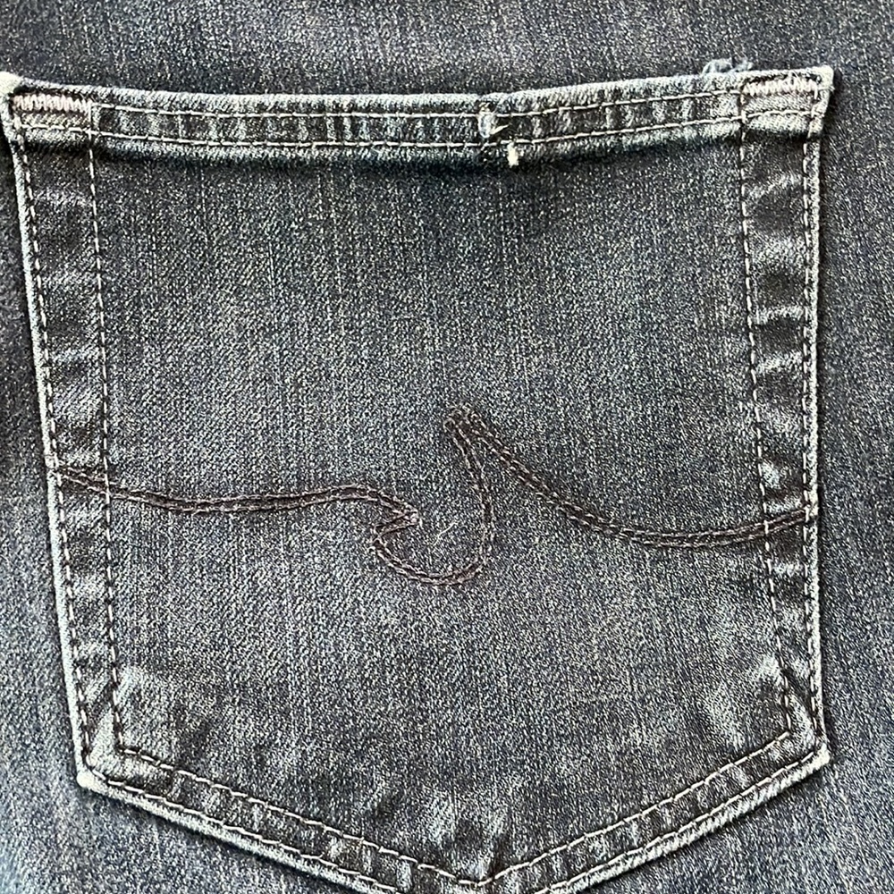 Adriano Goldschmied (AG) designer jeans size 28R - Picture 14 of 15